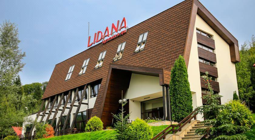 Pension Lidana Bucovina-Comuna Vama Updated 2022 Room Price-Reviews & Deals  | Trip.com