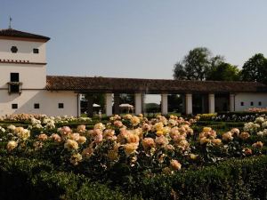 Borgo Dei Conti Della Torre