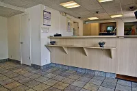Super 6 Inn & Suites Baton Rouge Hotel di Westminster