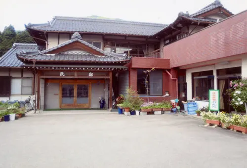 民宿 KAMBE