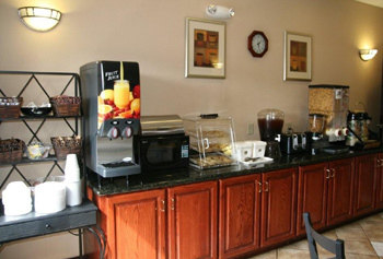 Country Inn & Suites by Radisson, Midway, FL