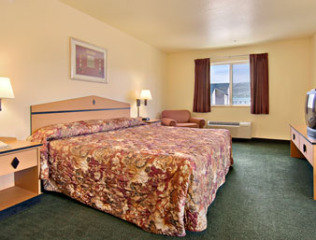 Days Inn & Suites by Wyndham Castle Rock