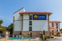 Comfort Inn & Suites Hamilton Place