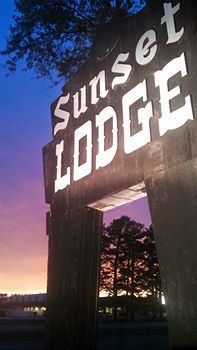 Sunset Lodge Escanaba