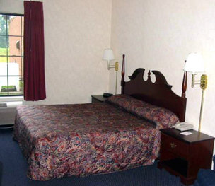 Countryside Inn and Suites