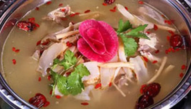 竹蓀山藥火鍋雞