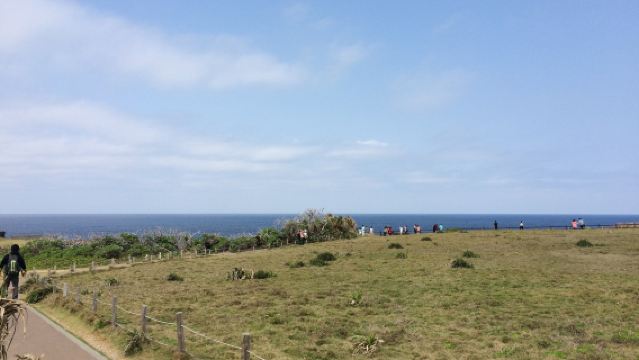 沖繩+萬座毛+古宇利島+沖繩美麗海水族館+美國村【中文包車】