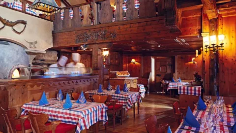 Restaurant-Bar Chesa Veglia in 格勞賓登州