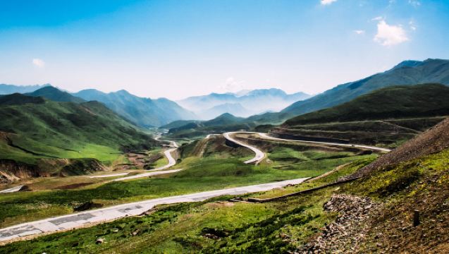 【觀日出專享團市區接駁服務】拉脊山+塔爾寺半日遊