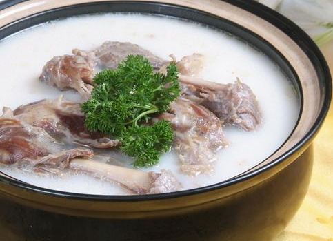 宏芳羊汤馆
