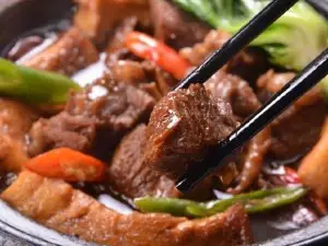 Haokeqilu Braised chicken steamed sice (mingyuehaoyuan)