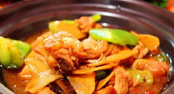 楊銘宇黃燜雞米飯(鳳台二廠店)