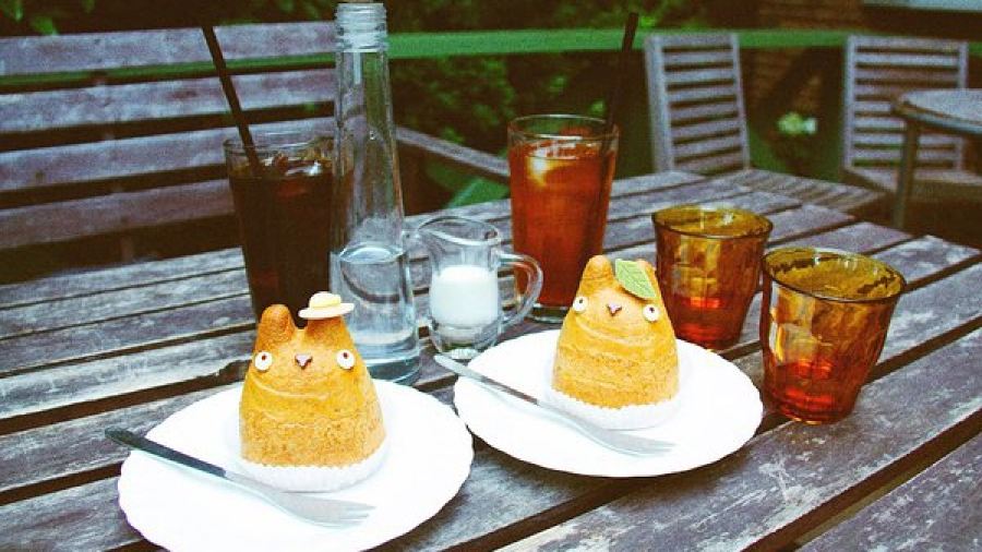 白髭のシュークリーム工房