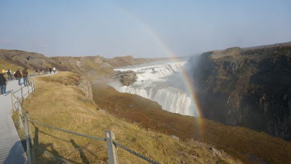 Tour một ngày Vòng tròn vàng + Suối nước nóng bí mật + Săn cực quang tại Iceland (Tuyến cổ điển/Xe buýt nhỏ đưa đón)