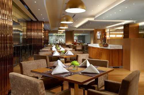 盛宴自助餐廳║Buffet/異國百燴/甜點/穆斯林友善