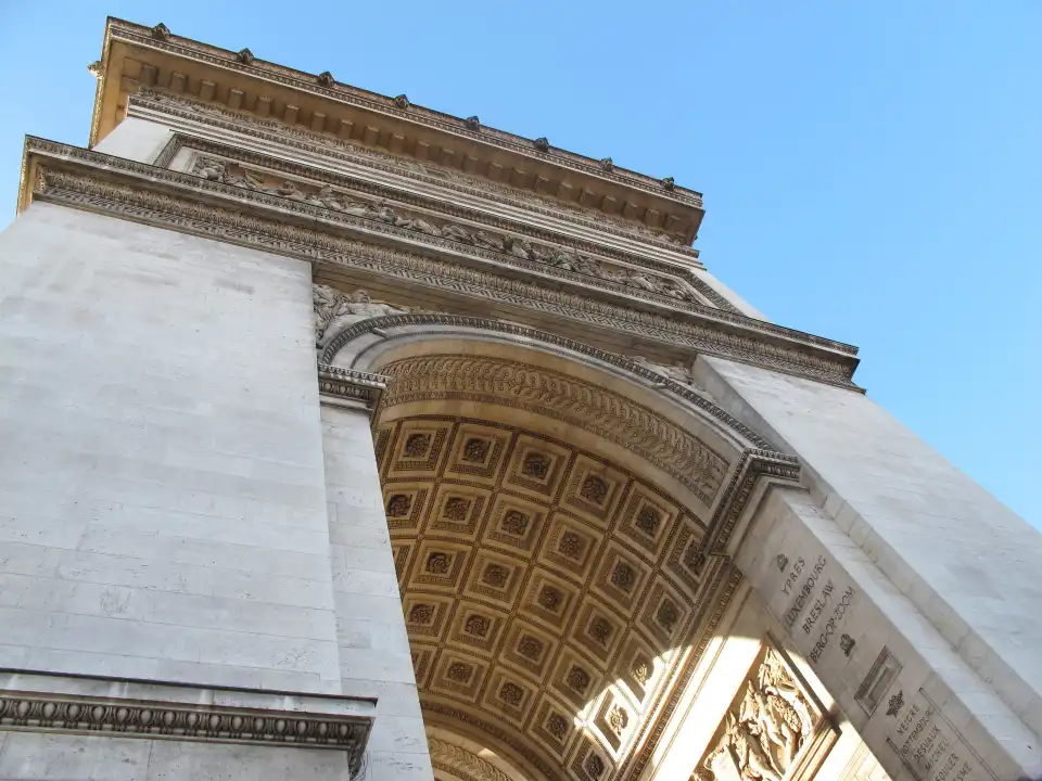 3_Arc de Triomphe de l’Etoile