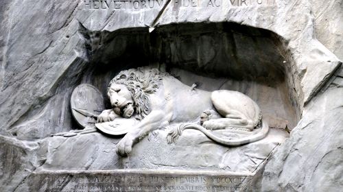 Lion Monument