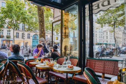 Cafe de Flore
