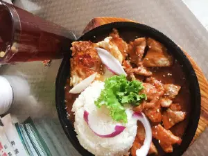 Qingmeng Restaurant (zhenhuashangsha)