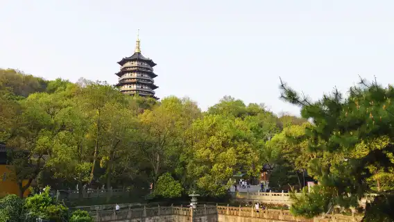 杭州西湖遊船+雷峰塔下午半日遊【導遊導覽 純玩含所有門票】