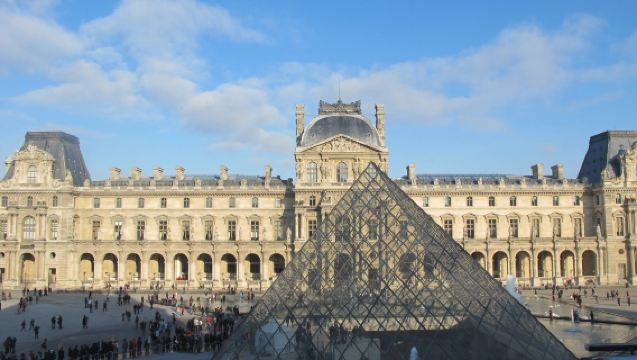 Muzium Louvre + Notre-Dame de Paris + Menara Eiffel + Pelayaran Sungai Seine + Arc de Triomphe