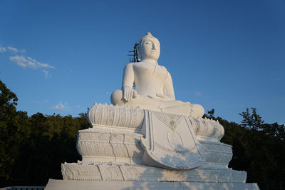 Wat Phra That Mae Yen