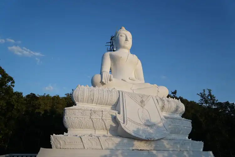 Các khách sạn gần Wat Phra That Mae Yen