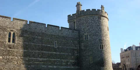 英國倫敦溫莎城堡+聖喬治禮拜堂+巨石陣+巴斯溫泉浴場一日遊