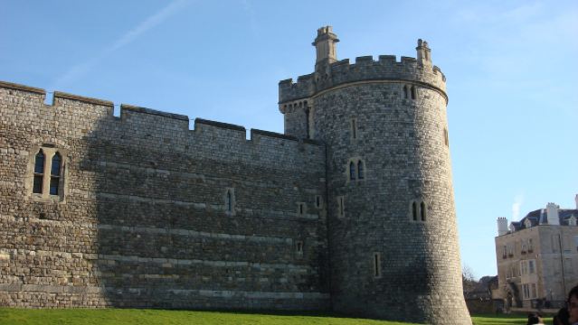 英國倫敦溫莎城堡+聖喬治禮拜堂+巨石陣+巴斯溫泉浴場一日遊