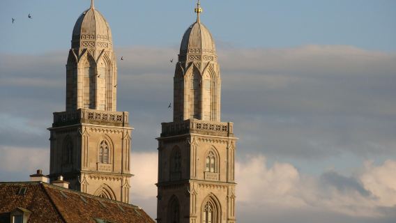 カペル橋+シュヴァネンプラッツ+ルツェルン旧市街+ルツェルン湖【行程調整】