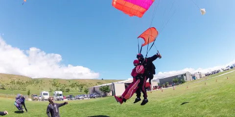 NZONE高空跳傘公司9000英尺體驗大小同價