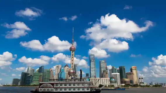 上海外語導遊服務（英法俄日泰語種）外灘+東方明珠+城隍廟+南京路土著大咖導遊●導覽一日遊土著導遊