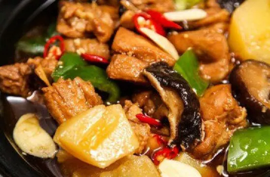 李記老字號黃燜雞