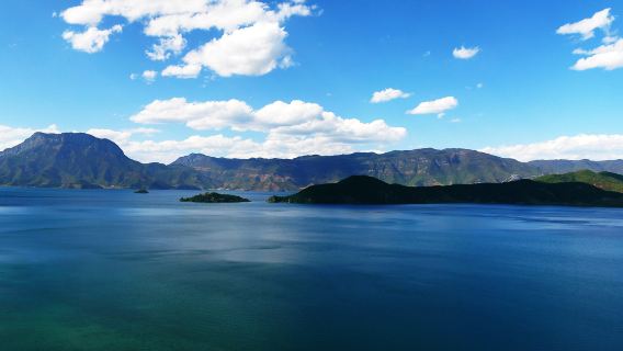 2-Day Lijiang Lugu Lake and Mosuo Culture Private Tour