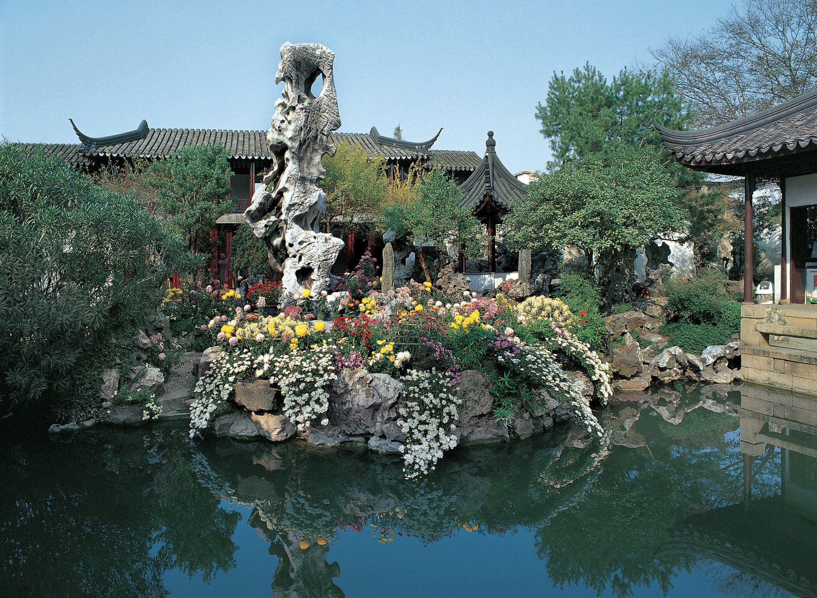Suzhou Day Tour : Zhouzhuang Water Village (Includes Boat Cruise)