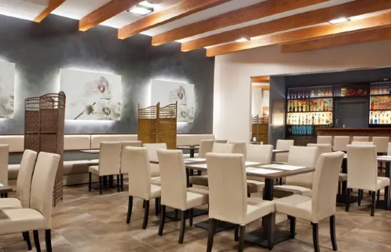 斯塔拉卡梅尼察酒店