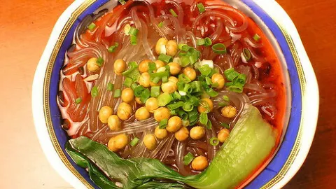 正宗重庆酸辣粉(磷都大道店) in ไคหยาง