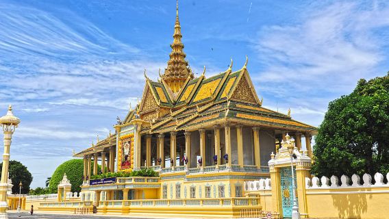 Wycieczka 1-dniowa: Pałac Królewski w Phnom Penh + Narodowe Muzeum (bilety nie wliczone) [usługa prywatna, elastyczne terminy]