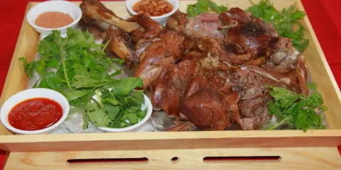 風林火山全羊烤吧