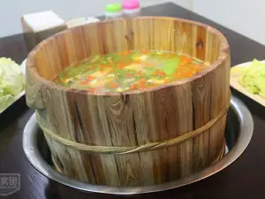 泸沽湖木桶鱼