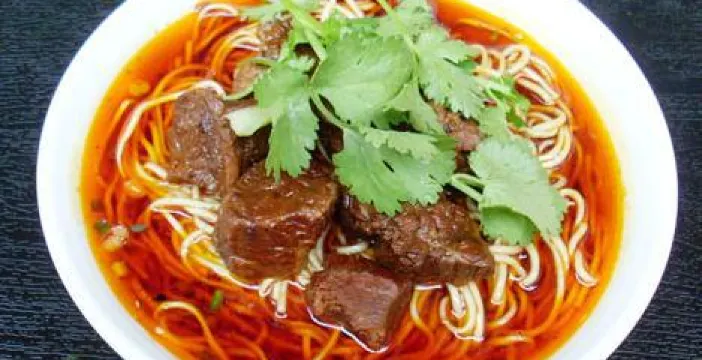 四川牛肉麪（湖東二街）