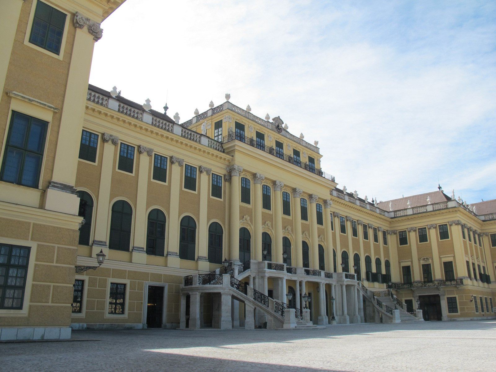 Vienna Schönbrunn Palace Tour: Skip-the-Line Admission Ticket with Headset and Licensed Guide