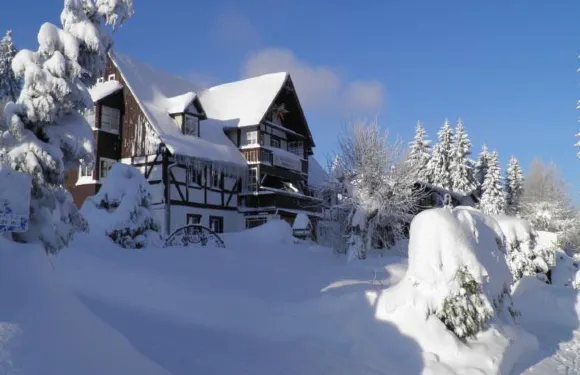 海倫尼豪夫酒店