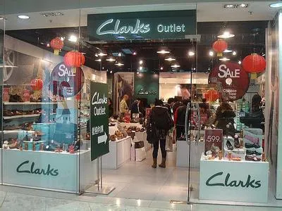 Clarks outlet clearance mall