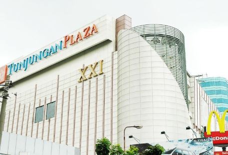 Tunjungan Plaza