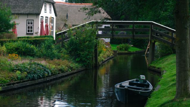 Lawatan sehari ke Keukenhof, Kampung Kincir Angin dan Giethoorn