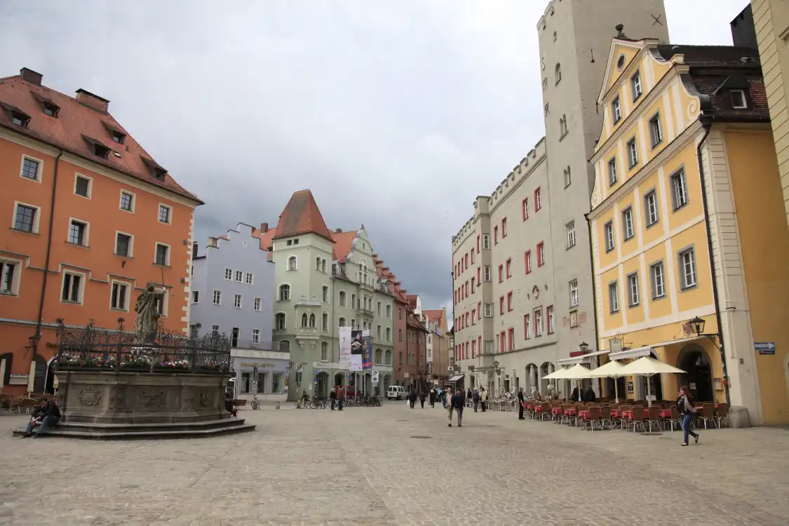 Các khách sạn gần Neupfarrplatz