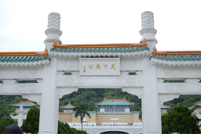 中國台灣台北台北故宮博物院+西門町+中正紀念堂+台北101大樓一日遊