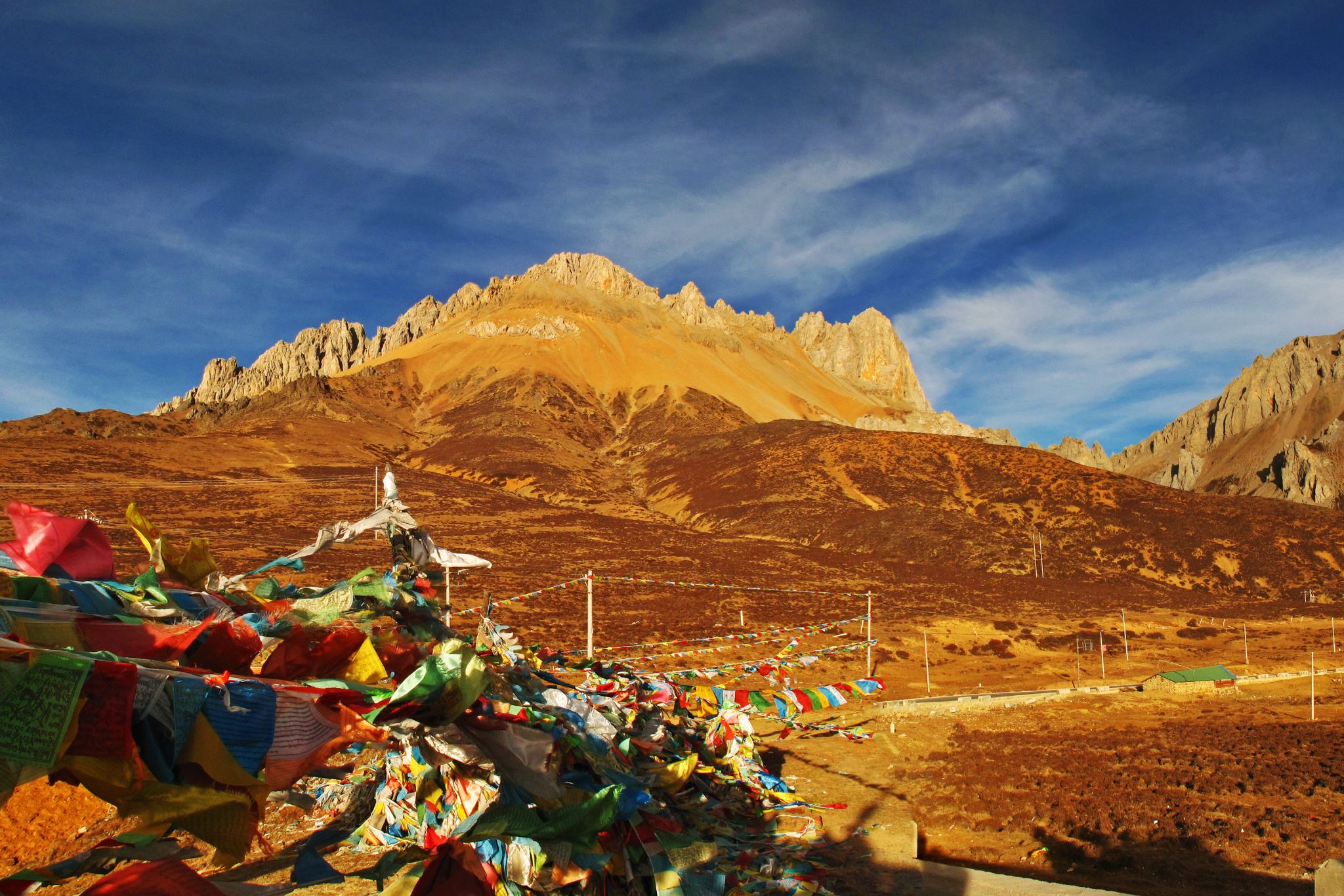 Meili (Meri) Snow Mountain Golden Sunrise at Feilai Temple and Balagezong Private Tour