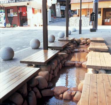 神户三田奧特萊斯+有馬温泉鄉+六甲山一日遊